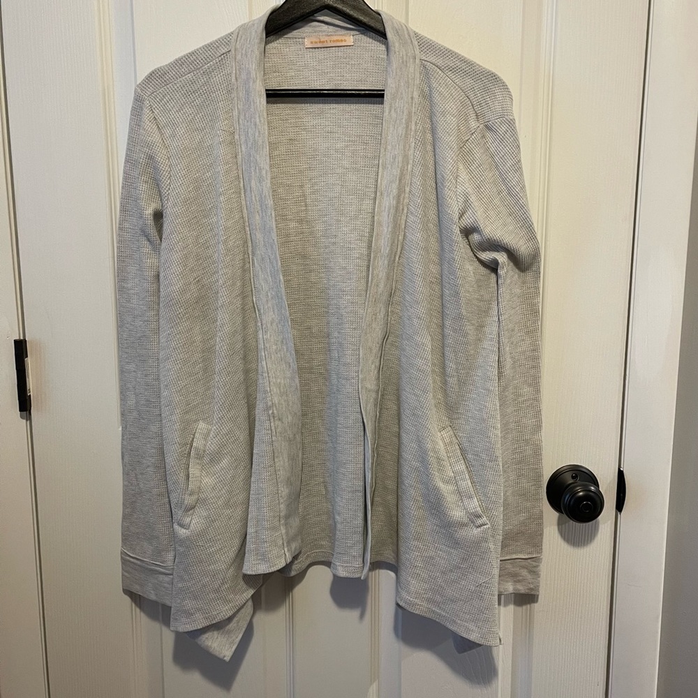 sweet romeo | waffle knit sweatshirt